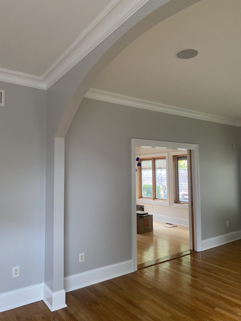 Living room painting by Royal Plus Painting